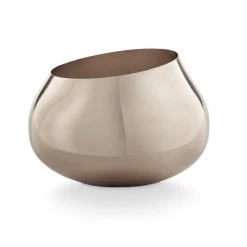 Illume Tonka Noir Radiant Metal Candle