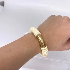 Soireeline Natural Wooden Bead Bracelet Lifestyle